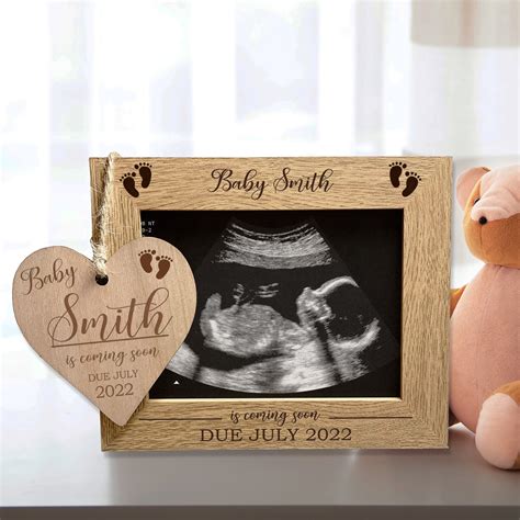 pregnancy announcement photo frame